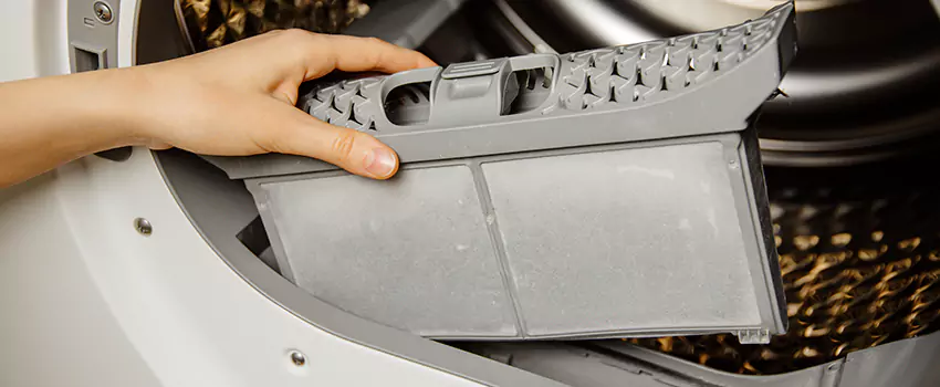 Signs Of A Clogged Dryer Lint Trap in Franklin, Tennessee